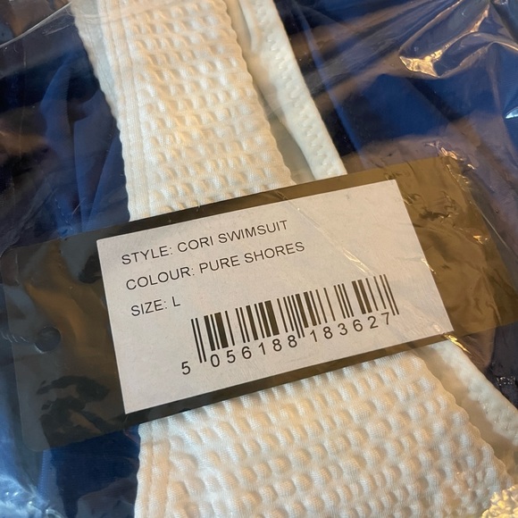 Paper London Cori One Piece Swimsuit Large NWT White Blue Size L - Picture 9 of 9